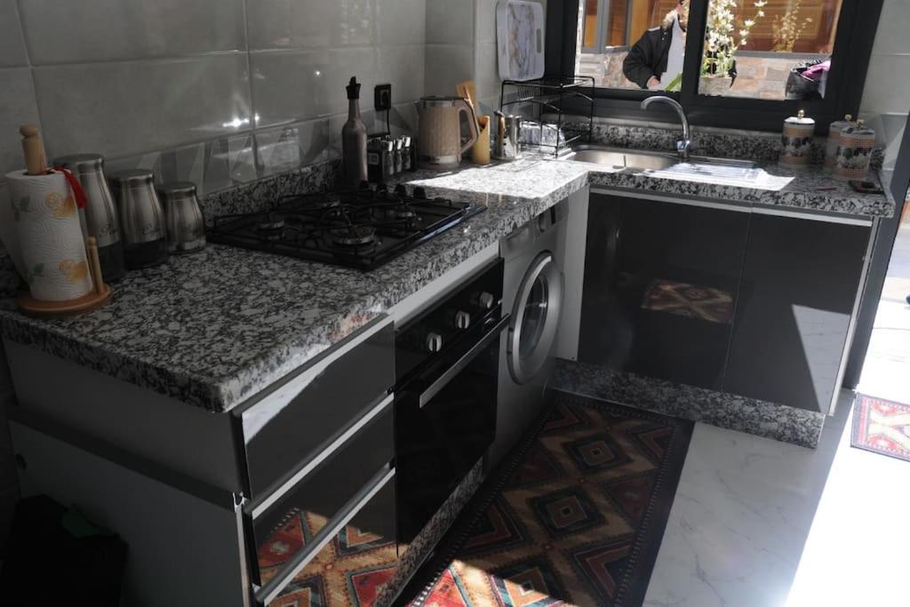 Appartement Meuble Et Bien Situe 메크네스 외부 사진