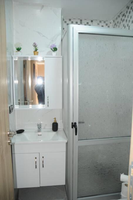 Appartement Meuble Et Bien Situe 메크네스 외부 사진
